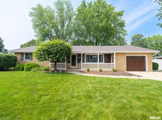 331 E Hazelwood St, Morton, IL