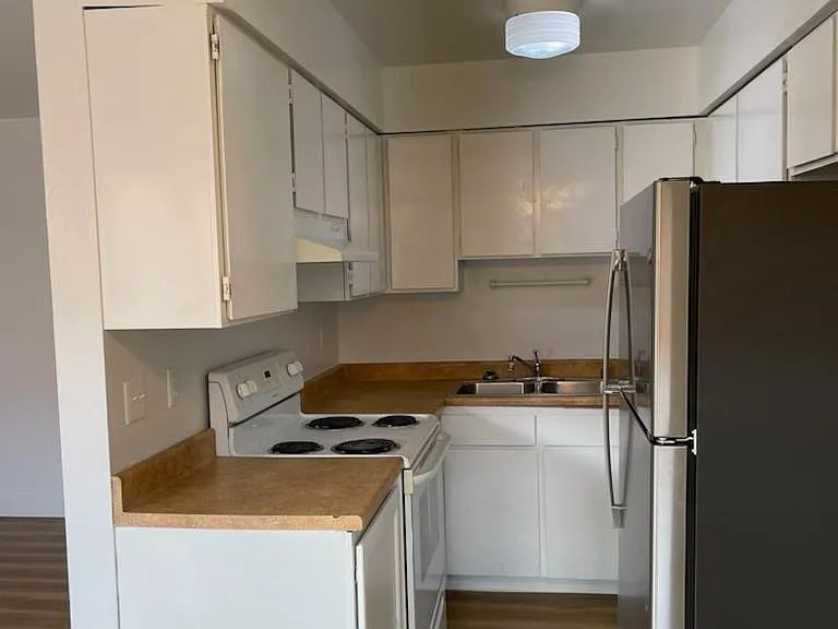 1655 E Harmon Ave #2 — Photo 4