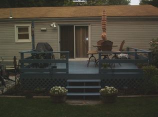 81 Sandy Hill Rd, Northampton, MA 01062