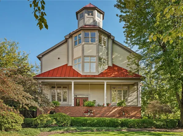 63 Waterfront Dr, Pittsburgh, PA 15222