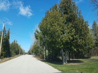 Barth St, Saint Ignace, MI 49781