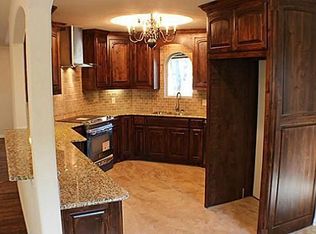 945 Harwood Ter, Bedford, TX 76021