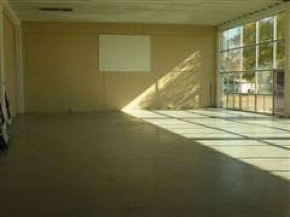 Super Sized Club Room