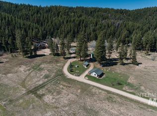 31/33 Bacon Creek Rd, Cascade, ID 83611