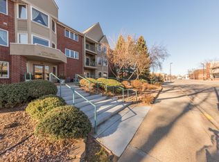 32 11th Ave S APT 101, Hopkins, MN 55343