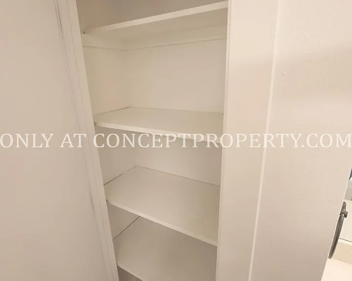 Lofts on 5th — Photo 160