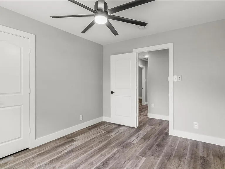 4615 Barton Ln — Photo 19