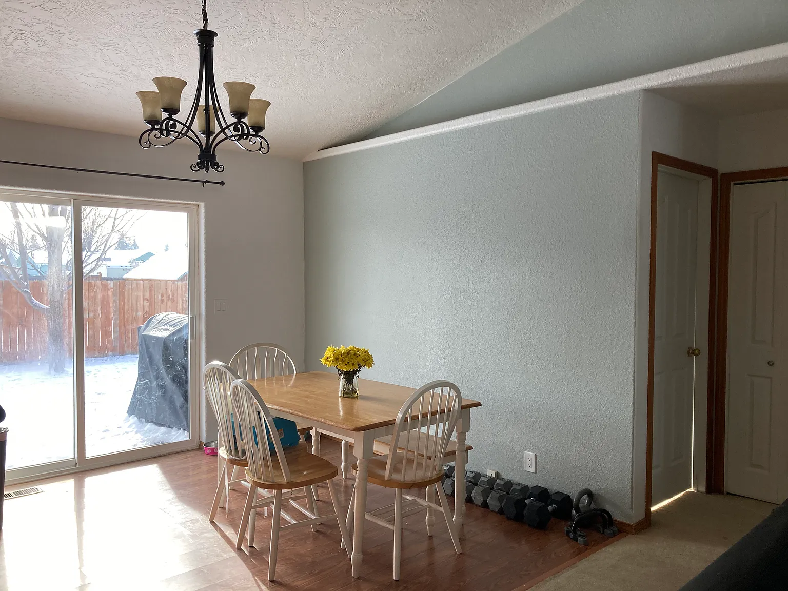 3 bed, 1234 sqft, $2,500 — Photo 3