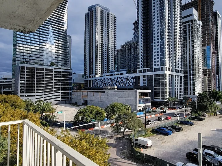 800 N Miami Ave #E-603 — Photo 3