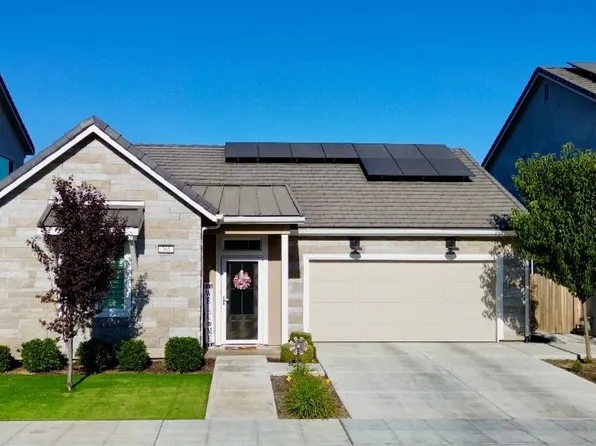365 Sunset Dr S, Madera, CA 93636