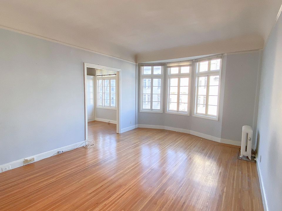 1st image of 1755 Franklin St #304