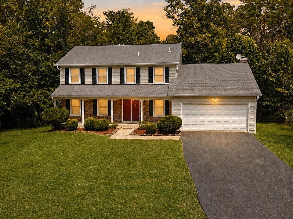 1st image of 8140 Sinclair Mill Rd