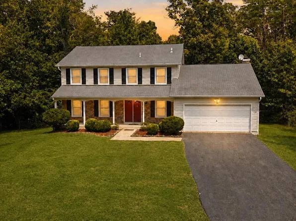 8140 Sinclair Mill Rd, Manassas, VA 20112