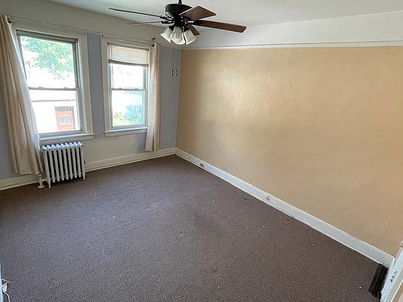 5th image of 2510 Lurting Ave Floor 2