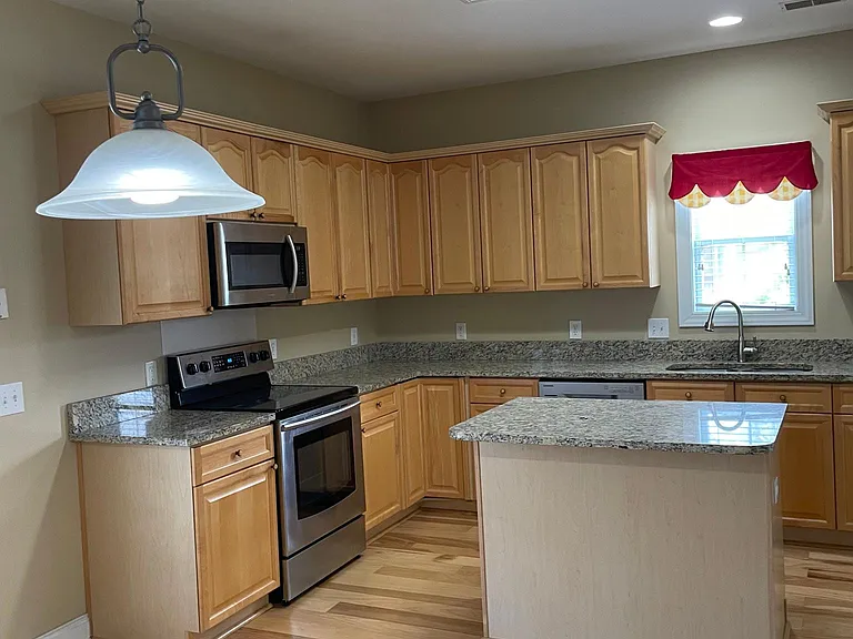 1746 Wayah Dr — Photo 4