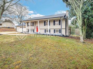 2101 Stallings Rd, Harrisburg, NC 28075