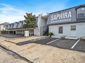 Saphira Apartments