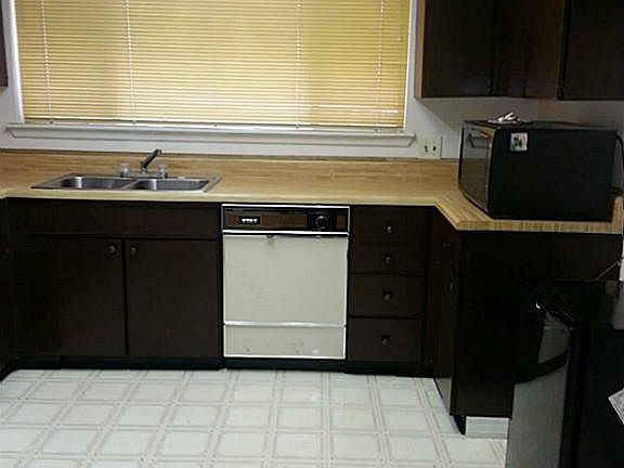 5th image of 234 La Fonda Dr