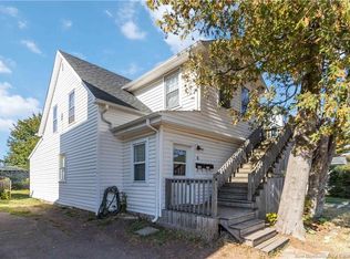 8 Emmerson St, Moncton, NB E1C 6T1