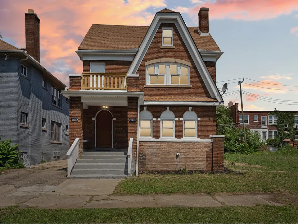 3422-3424 Edison St