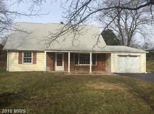 13302 Point Pleasant Dr, Fairfax, VA 22033