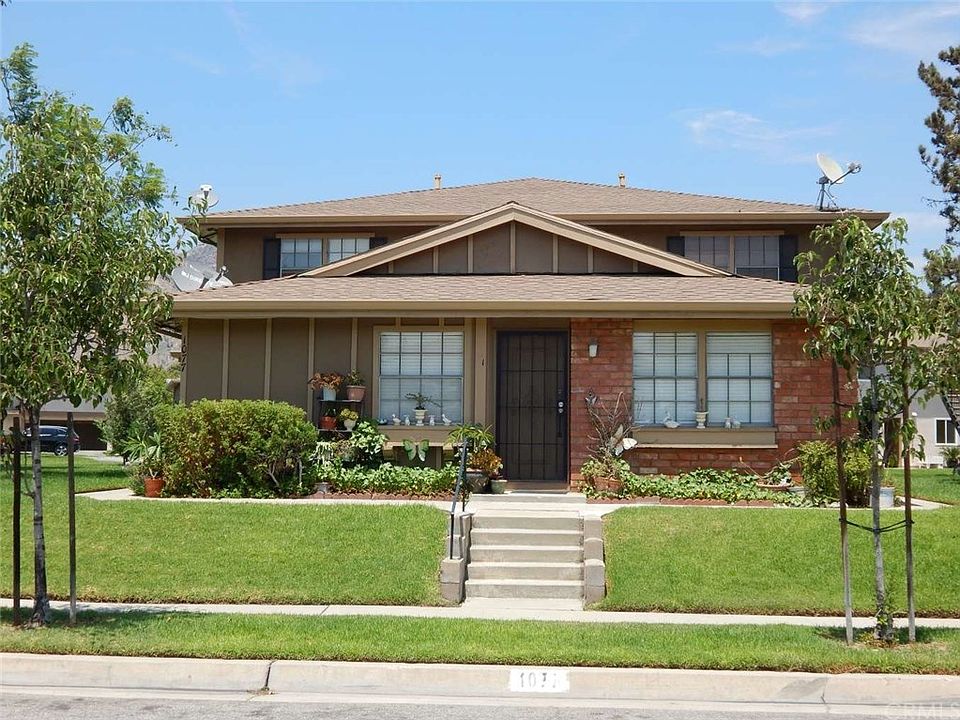 1st image of 1077 W Calle Del Sol APT 4
