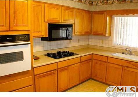 5th image of 249 Northwind Dr