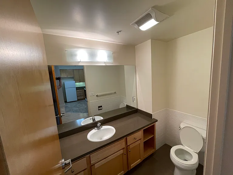 1630 California Street — Photo 22