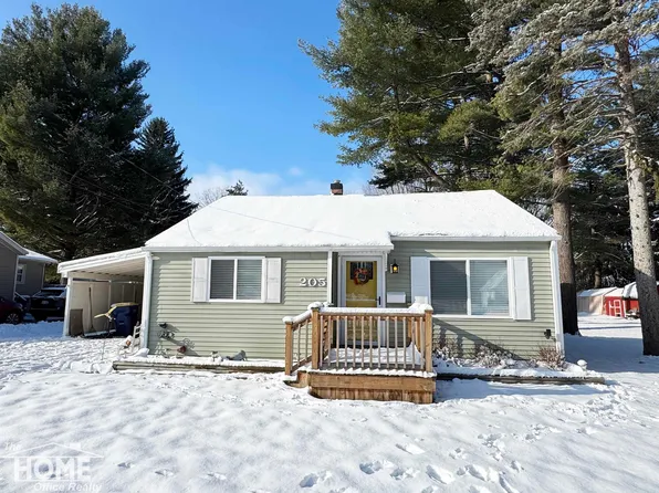 205 Hastings St, Corunna, MI 48817