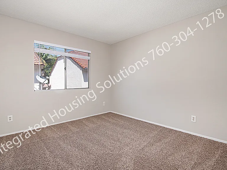 4504 Goldfinch Way — Photo 27