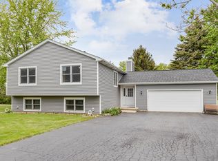 39W116 Hidden Knoll Rd, Elgin, IL 60124