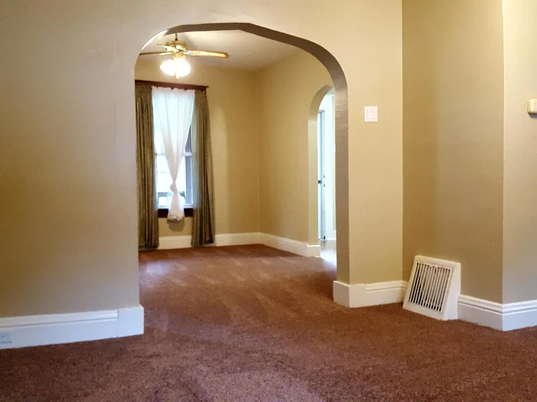 1629 Poplar St — Photo 15