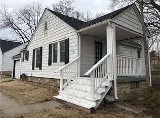 3906 Elledge Dr, Roeland Park, KS 66205