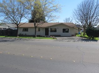 708 Queens Ave, Yuba City, CA