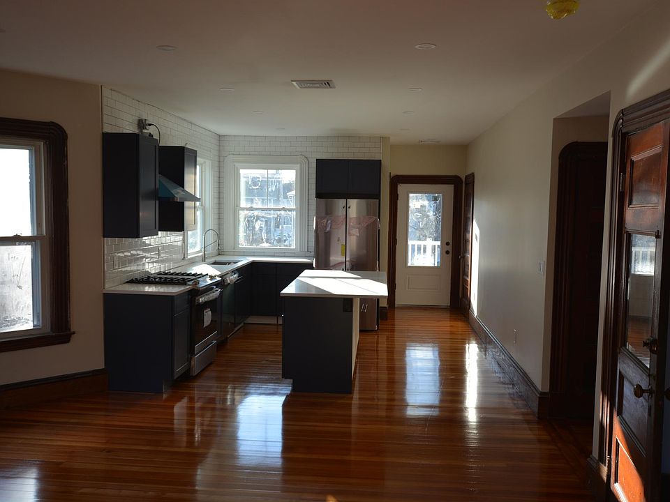 35 Lincoln St Winthrop, MA Zillow