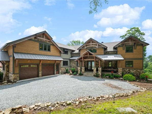 6 Valley Watch Court, Banner Elk, NC 28604