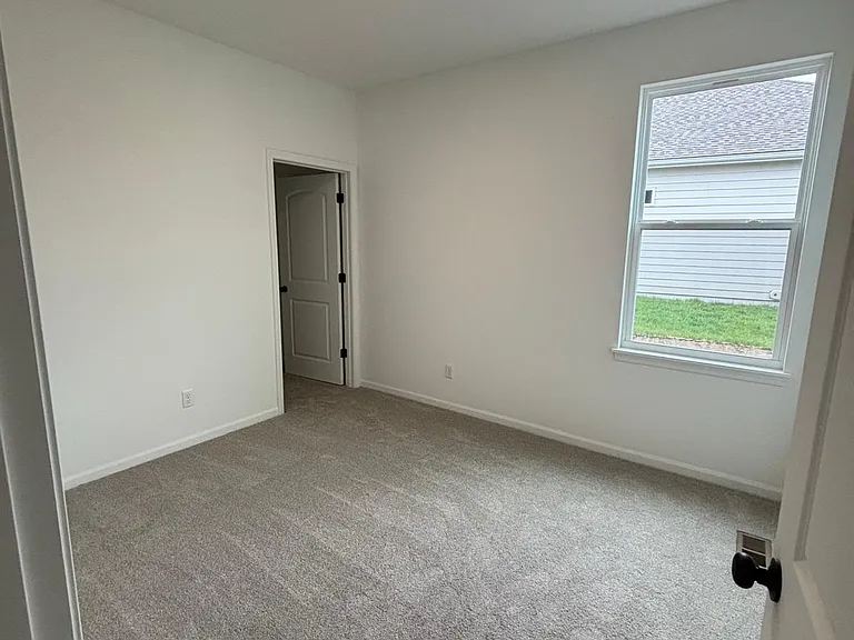 27010 E Dogwood Ln — Photo 16