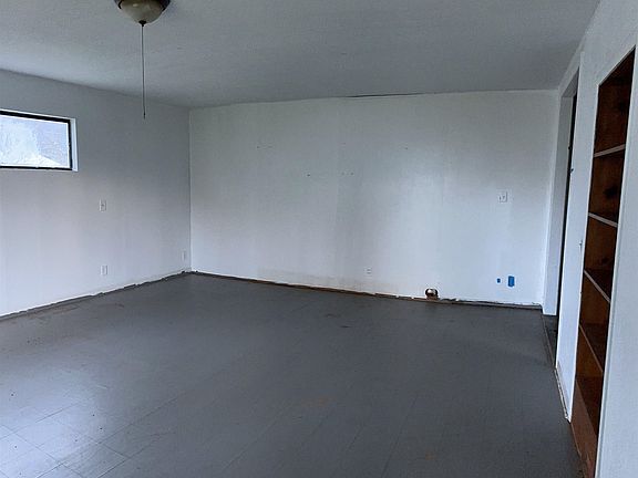 2nd image of 145 Wallace Ave