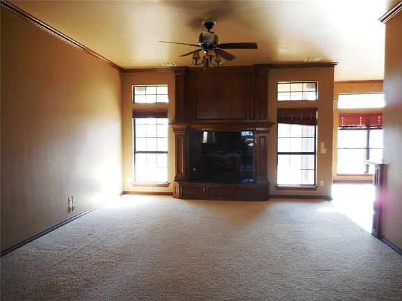 3rd image of 2100 Dogwood Creek Ave