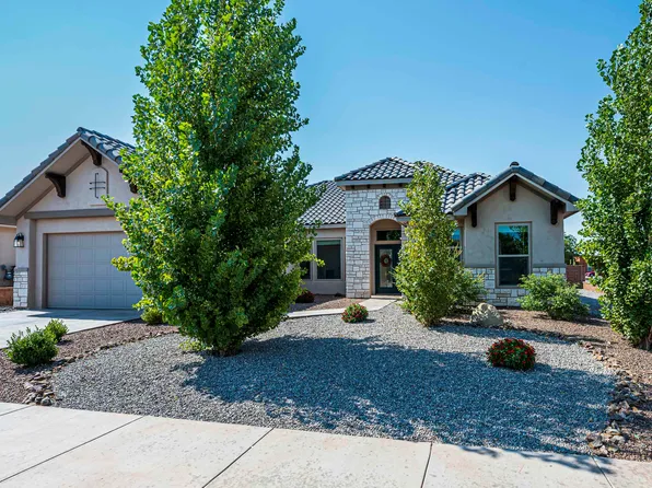 995 Datura Dr, Alamogordo, NM 88310