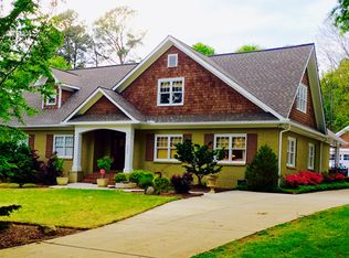 131 Heathwood Rd, Charlotte, NC 28211