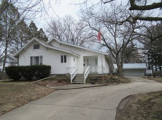 1733 S Main St, Princeton, IL 61356