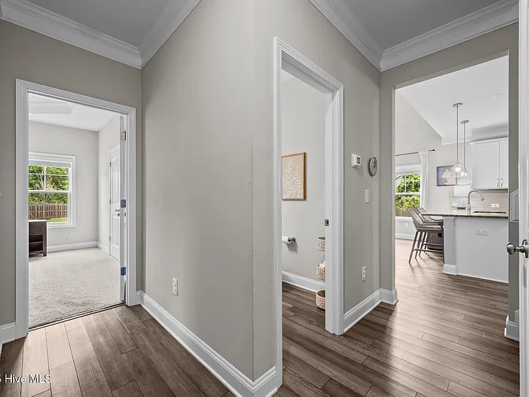 303 Red Cedar Dr — Photo 26