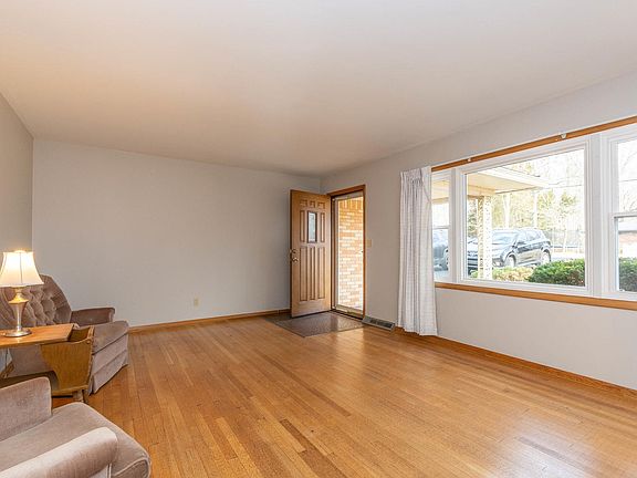 5th image of 6354 E Cox Dr