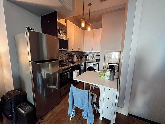 5th image of 862 Dekalb Ave #17D