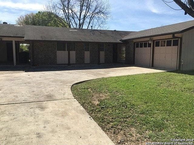 1st image of 4822 Lambeth Dr
