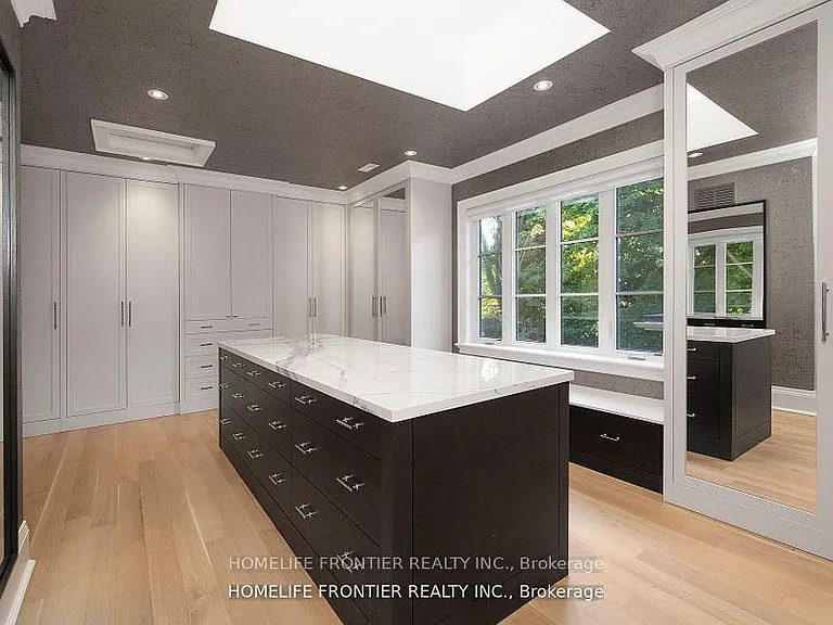 8 Vesta Dr — Photo 22