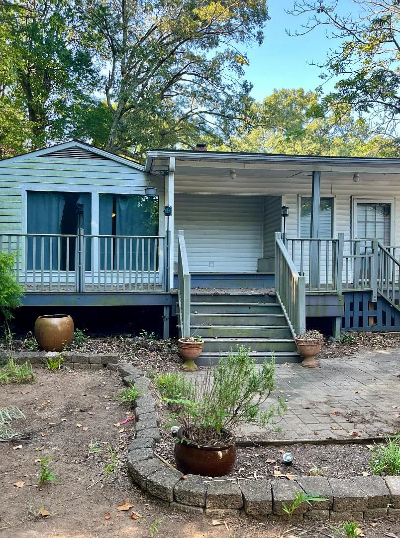 2518 Immanuel Rd — Photo 2
