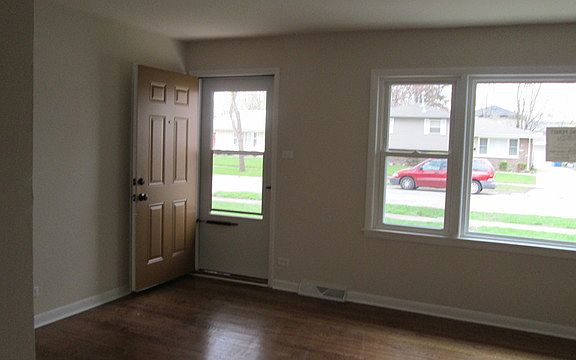 3rd image of 1219 Peggy Ln