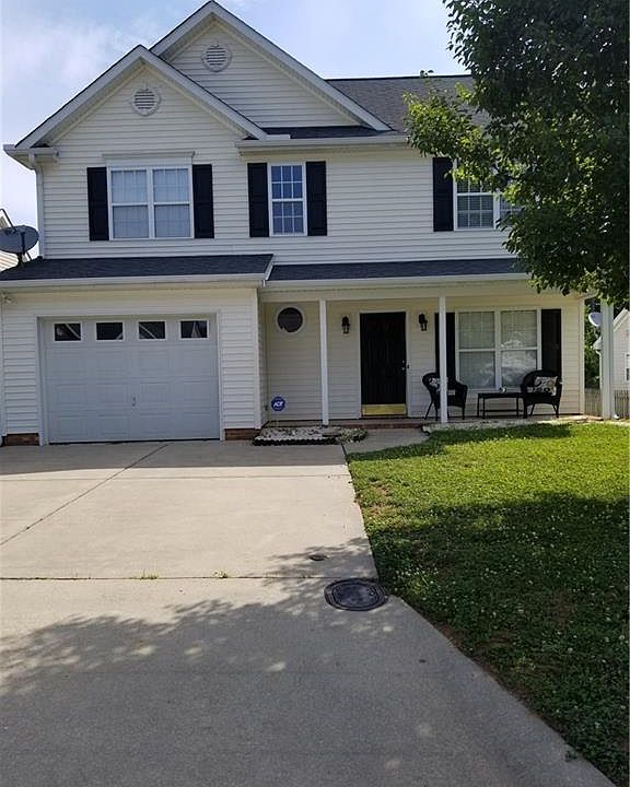 1st image of 5 Bluestem Ct